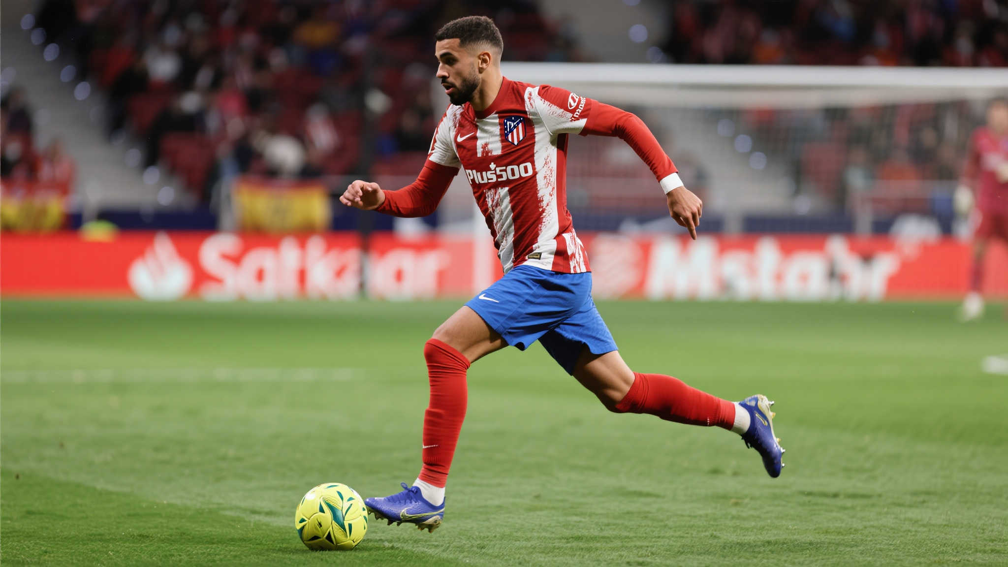 对于寻求阵容补充的马竞而言，引进类似于这种攻守兼备